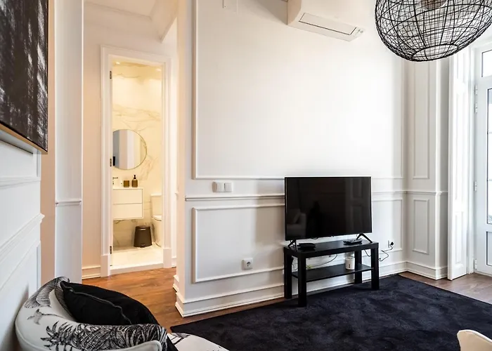 Apartment Akicity Campolide Selected