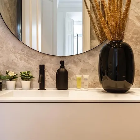 Akicity Campolide Selected